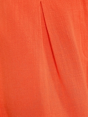 Love & Roses Bright Orange Tailored Linen Blend Shorts With Scallop Pocket Edge - Image 5 of 5