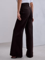 بني - جينز بقصّة رِجل واسعة قابلة للتمدد بخصر مرتفع - صورة 6 من 7