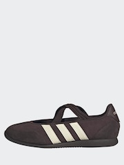 بني - حذاء رياضي باليرينا طراز ماري جين Barreda من adidas - صورة 5 من 10