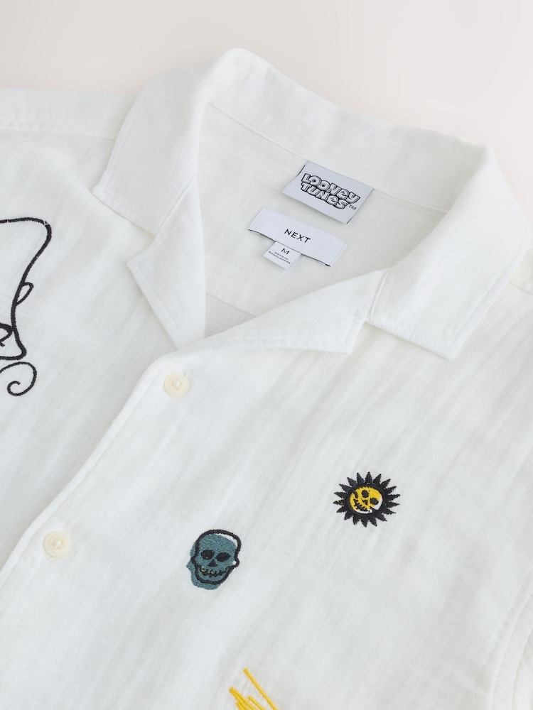 Ecru White Looney Tunes Print Revere Collar Short Sleeve Shirt - Image 10 of 10