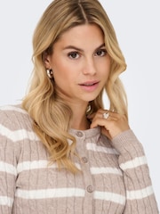 ONLY Button Through Cosy Cable Knit Cardigan - صورة 4 من 6