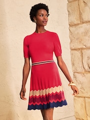 Love & Roses Gestricktes Minikleid mit kurzen Ärmeln - Bild 3 von 4