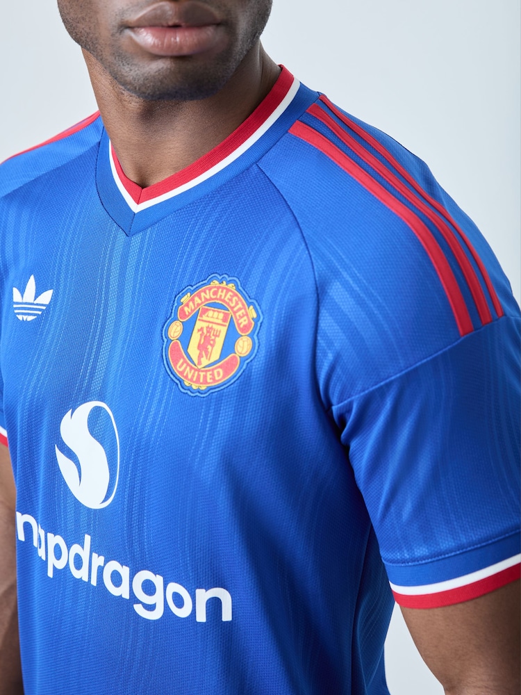 adidas orignals Blue Manchester United 26/27 Away Jersey - Image 4 of 4 adidas orignals Blue Manchester United 26/27 Away Jersey - Image 4 of 4