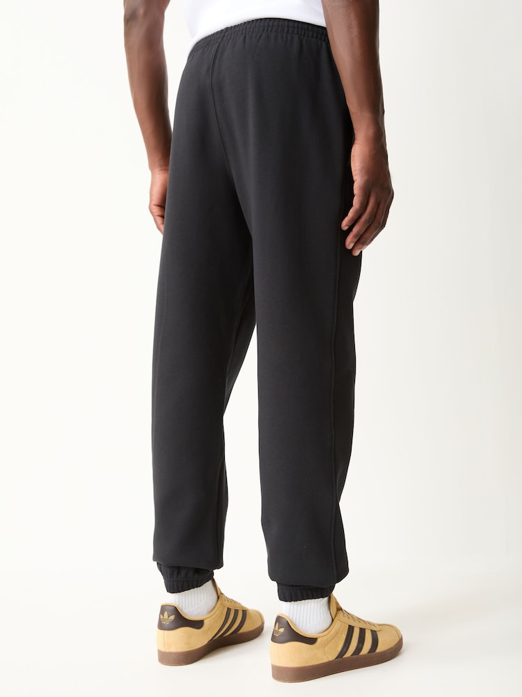 adidas Originals Black Trefoil Essentials Regular Fleece Joggers - Image 2 of 3 adidas Originals Black Trefoil Essentials Regular Fleece Joggers - Image 2 of 3