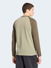 Зелений - adidas Originals 3-Stripes Long Sleeve T-Shirt - Image 2 of 6