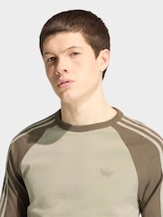 Зелений - adidas Originals 3-Stripes Long Sleeve T-Shirt - Image 4 of 6