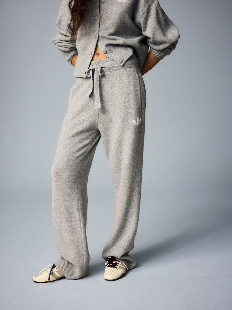 Сірий - adidas Originals Essential Knit Trousers - Image 1 of 7
