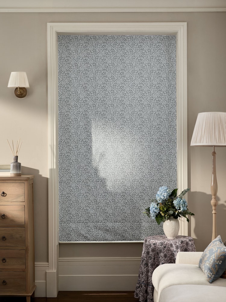 Blue Floral Chenille Made to Measure Roman Blind - Image 2 of 5