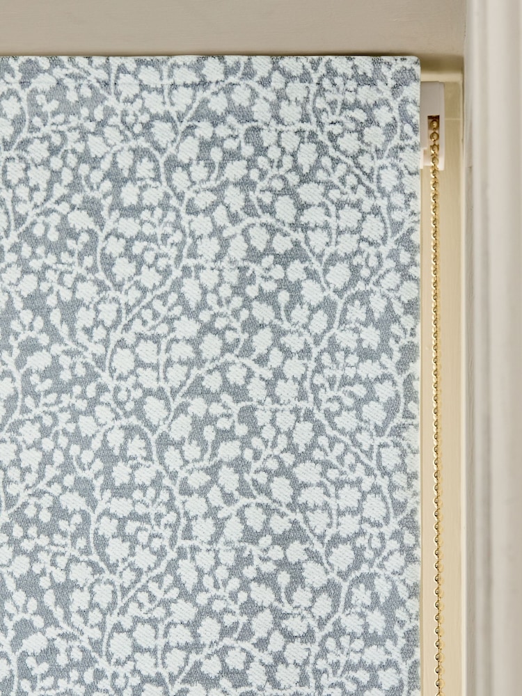 Blue Floral Chenille Made to Measure Roman Blind - Image 5 of 5