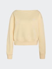 كريم - رداء علوي رياضي بياقة بحافة مستديرة من تشكيلة Essentials من adidas Originals - صورة 6 من 6