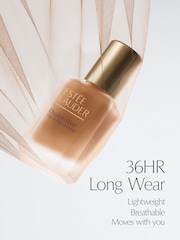 Estée Lauder Double Wear Longwear Matte Foundation SPF 10 30ml - Image 7 of 12