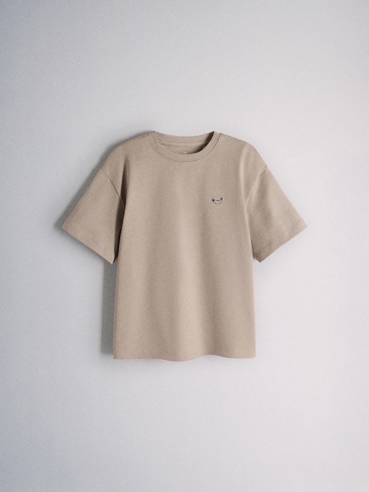 The Set 4 Pack Heavyweight Jersey Short Sleeve T-Shirts with Embroidered Motif Blue/Brown/White - Image 2 of 6