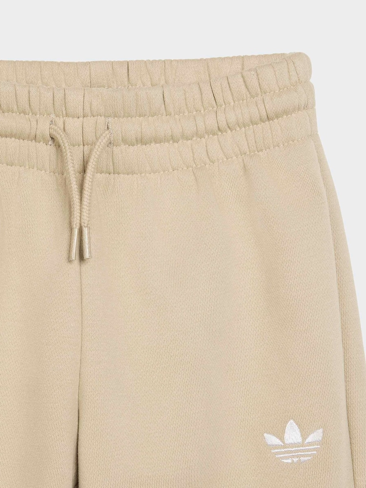 adidas Originals Brown Crew Neck Joggers Set - Image 7 of 7