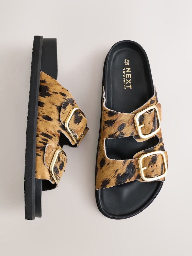 جلد شكل حيواني - صندل جلد بحزامين بتوسيد للقدم ‪Forever Comfort®‬ - صورة 1 من 5