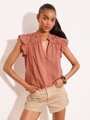 铁锈色红色 - Lipsy Broderie Shoulder Ruffle Sleeve Shell Top - 图片4 / 5
