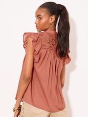 铁锈色红色 - Lipsy Broderie Shoulder Ruffle Sleeve Shell Top - 图片5 / 5