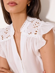 白色 - Lipsy Broderie Shoulder Ruffle Sleeve Shell Top - 图片2 / 5