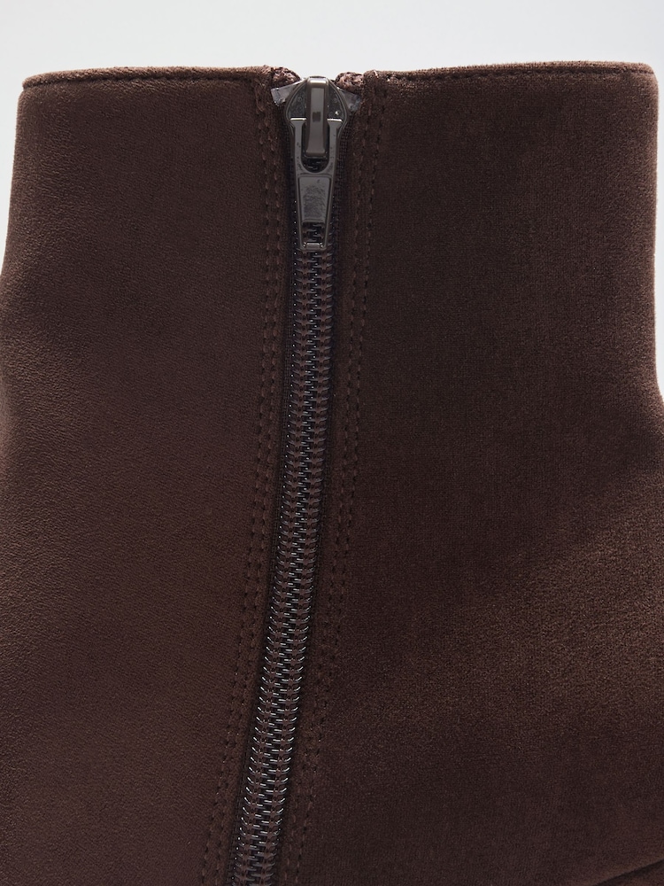 Lipsy Mid Flare Heel Ankle Boots - صورة 7 من 7 Lipsy Mid Flare Heel Ankle Boots - صورة 7 من 7