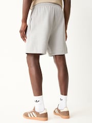 Серый - Шорты Adidas Original Essentials - Изображение 3 5