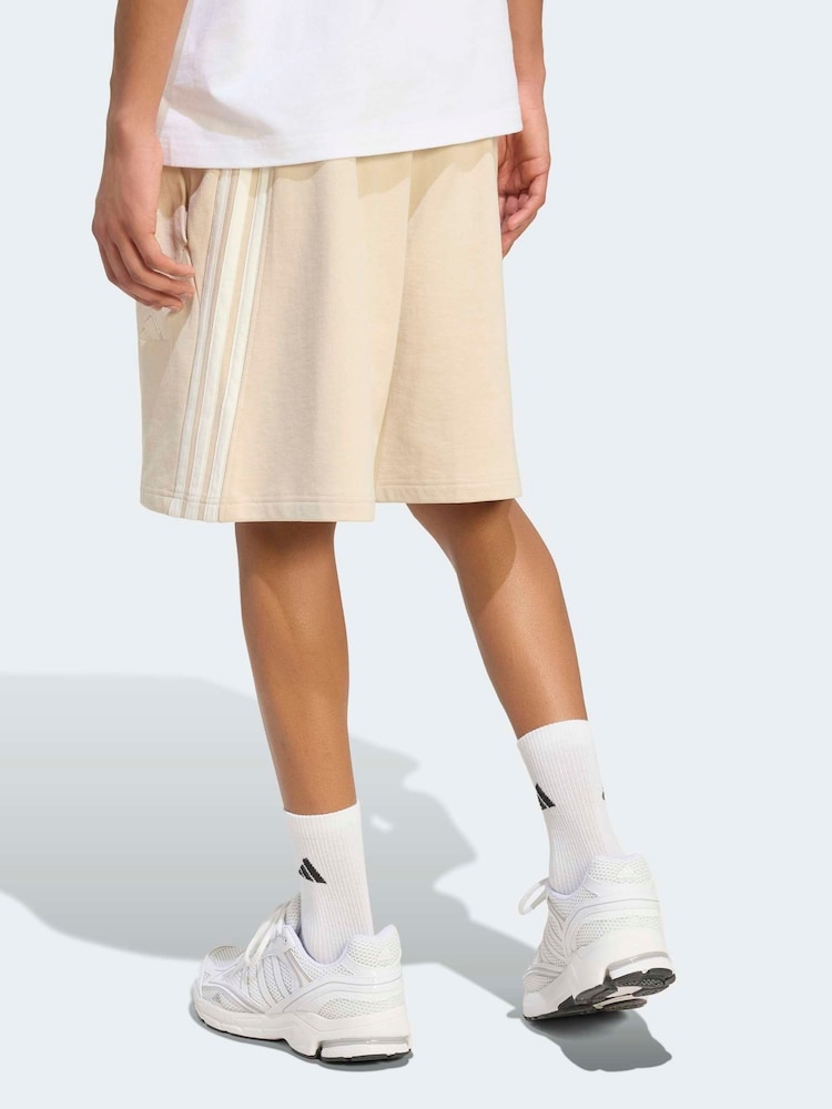 Beige - adidas Kit 3-Stripes Shorts - Larawan 2 ng 6