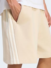 Beige - adidas Kit 3-Stripes Shorts - Larawan 4 ng 6
