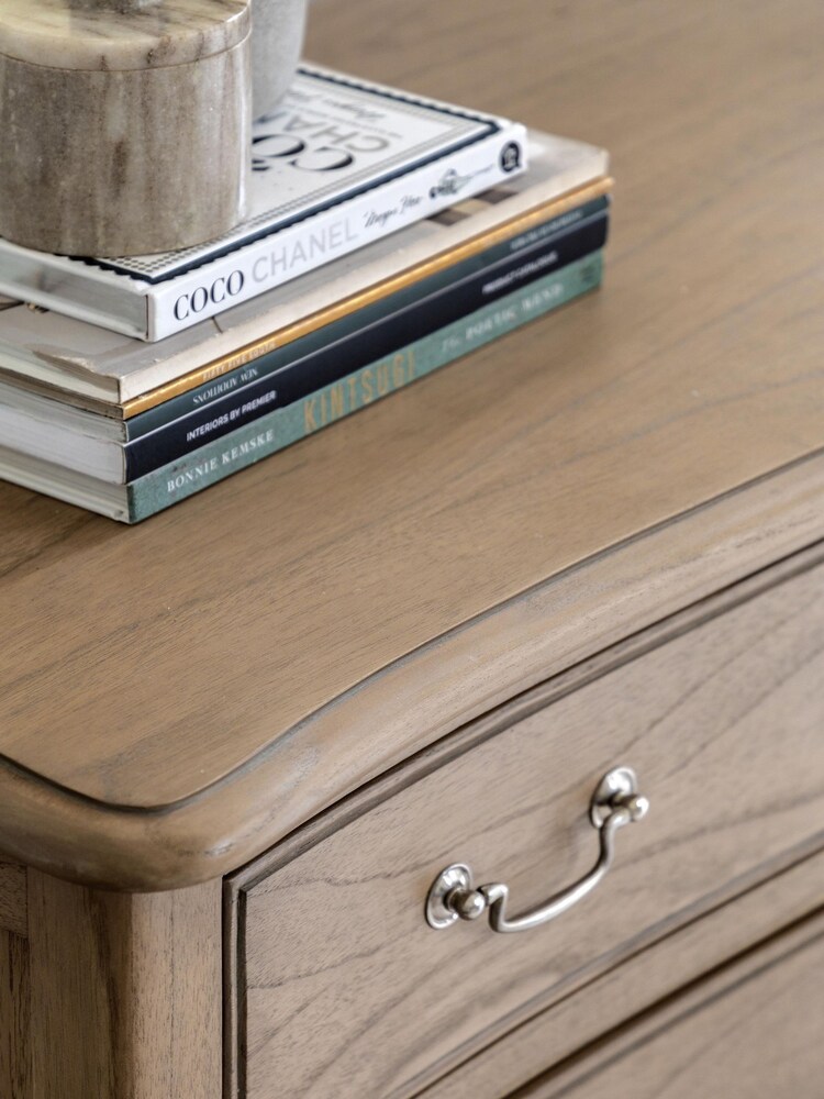 Gallery Home Light Wood Chic 6 Drawer Chest Weathered - Image 2 of 8 Gallery Home Light Wood Chic 6 Drawer Chest Weathered - Image 2 of 8