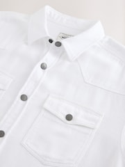 White Western Styling Textured Twin Pocket Short Sleeve Shirt - Image 8 of 8