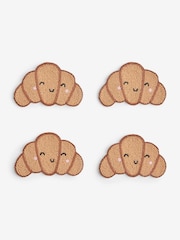 طقم من 4 قواعد أكواب مطرَّزة بالخرز وشعار Claude the Croissant Brunch Club - صورة 3 من 3