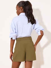 Lipsy Olive Green Olive Tailored Welt Pocket Shorts - Image 2 of 4