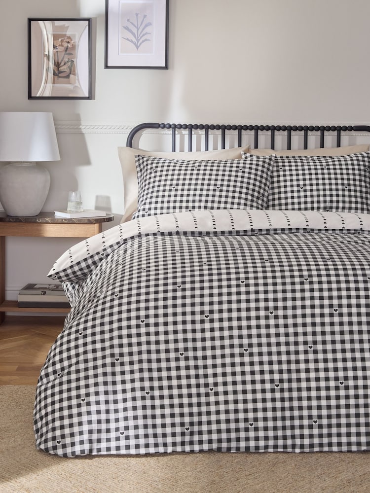 Monochrome Gingham Heart Reversible Bed Set - Image 1 of 6