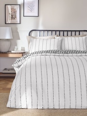 Monochrome Gingham Heart Reversible Bed Set - Image 2 of 6