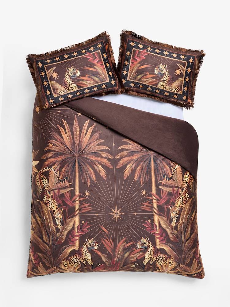Brown Jungle Leopard Velvet Duvet Cover and PIllowcase Set - Image 6 of 6 Brown Jungle Leopard Velvet Duvet Cover and PIllowcase Set - Image 6 of 6