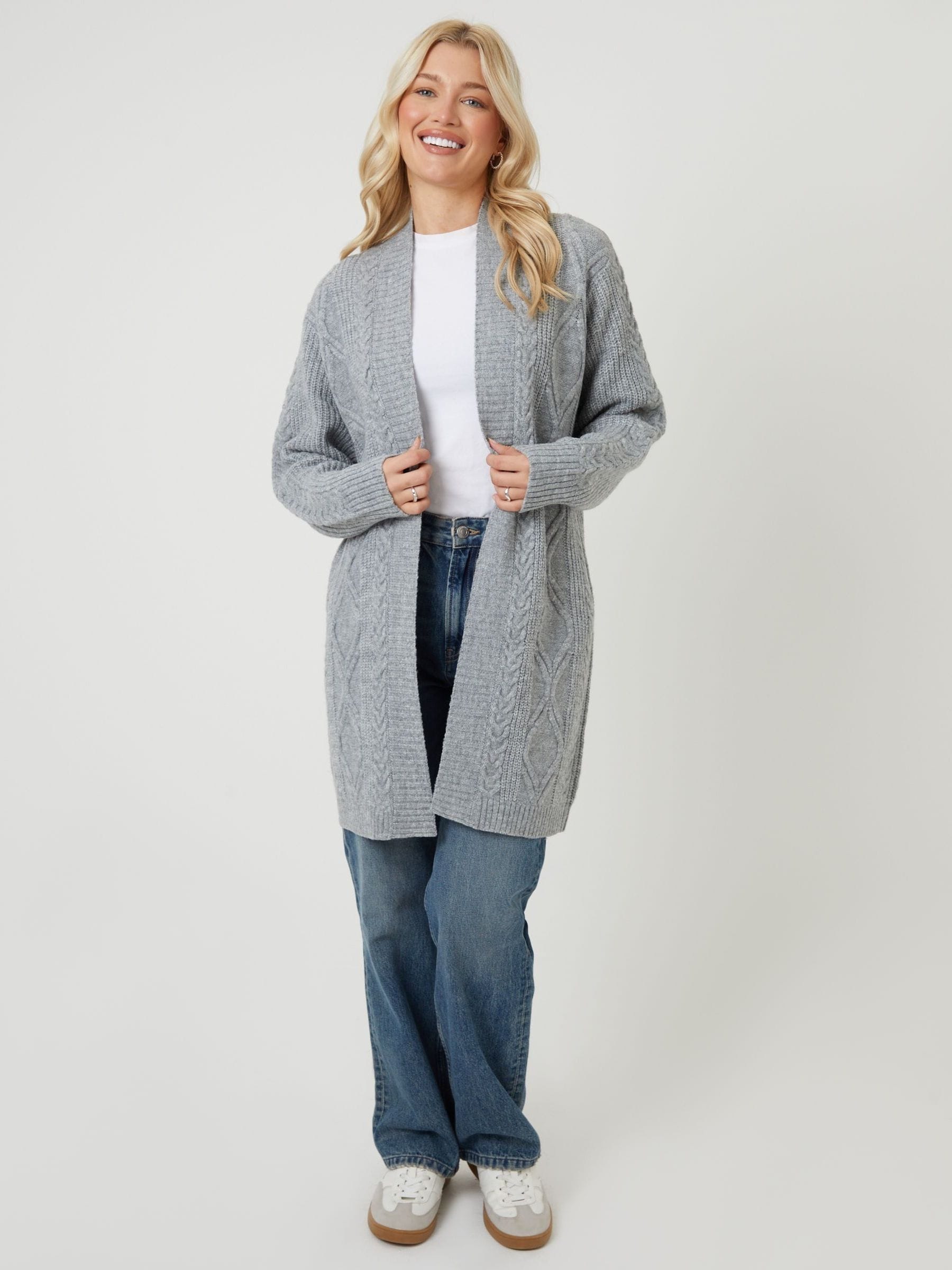 OHGA SHAGGY CORDIGAN グレー Buy Threadbare Grey Cable Knit Detail Longline Cardigan from the