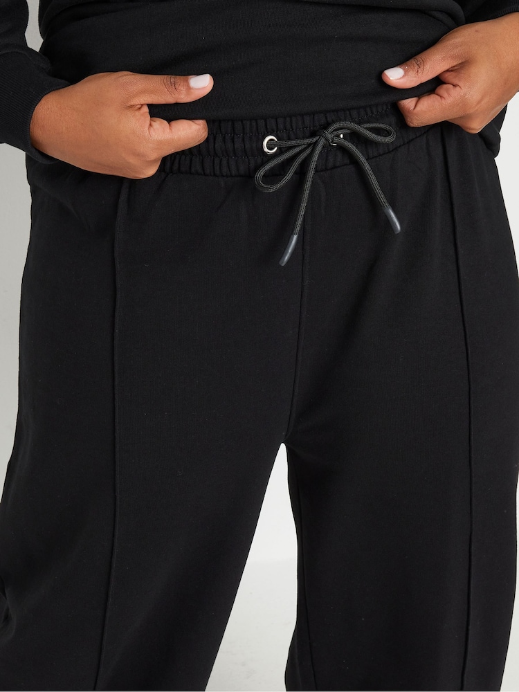 Yours Curve Black Sweatshirt & Wide Leg Joggers Set - Image 5 of 5 Yours Curve Black Sweatshirt & Wide Leg Joggers Set - Image 5 of 5