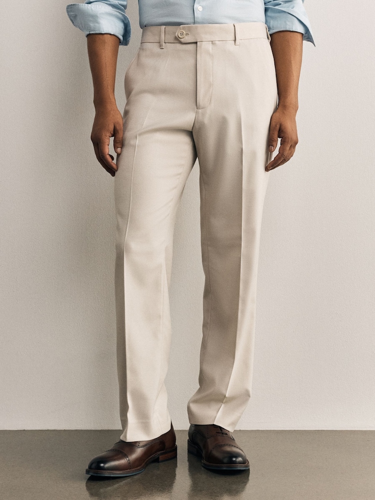 בז' - גזרה רגילה - Stretch Smart Twill Trousers - תמונה 2 מתוך 9 בז' - גזרה רגילה - Stretch Smart Twill Trousers - תמונה 2 מתוך 9
