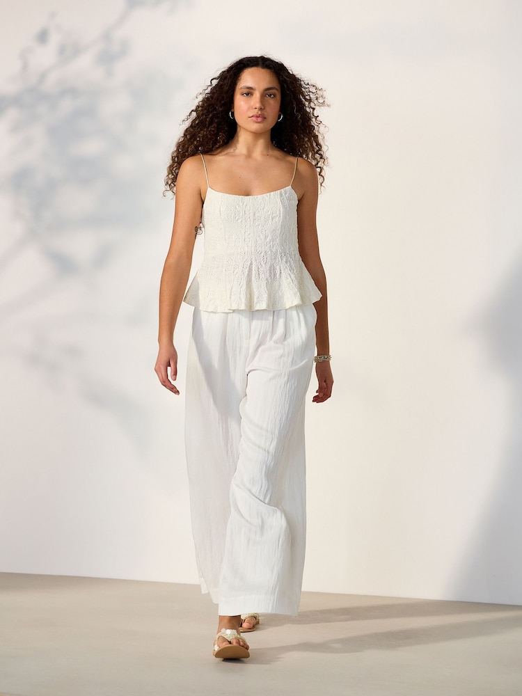 écru - Strappy Peplum Lace Top - Image 2 de 5