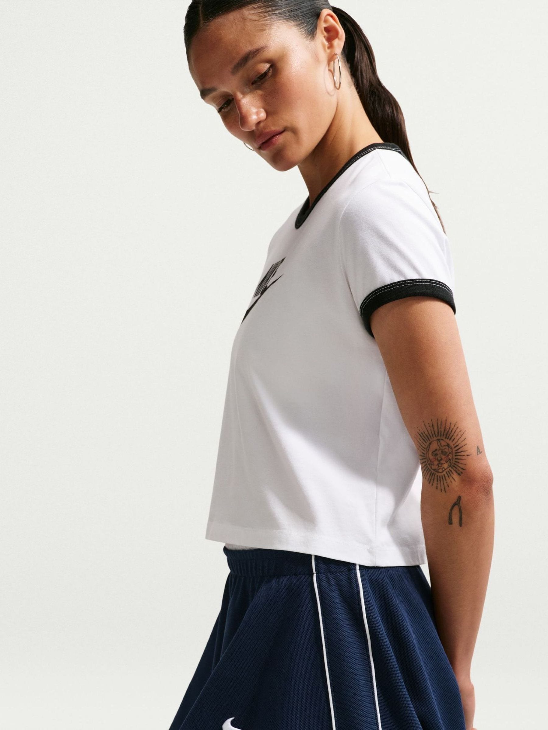 Next：日本 Nike バブルヘム テニススカート from Next Japan