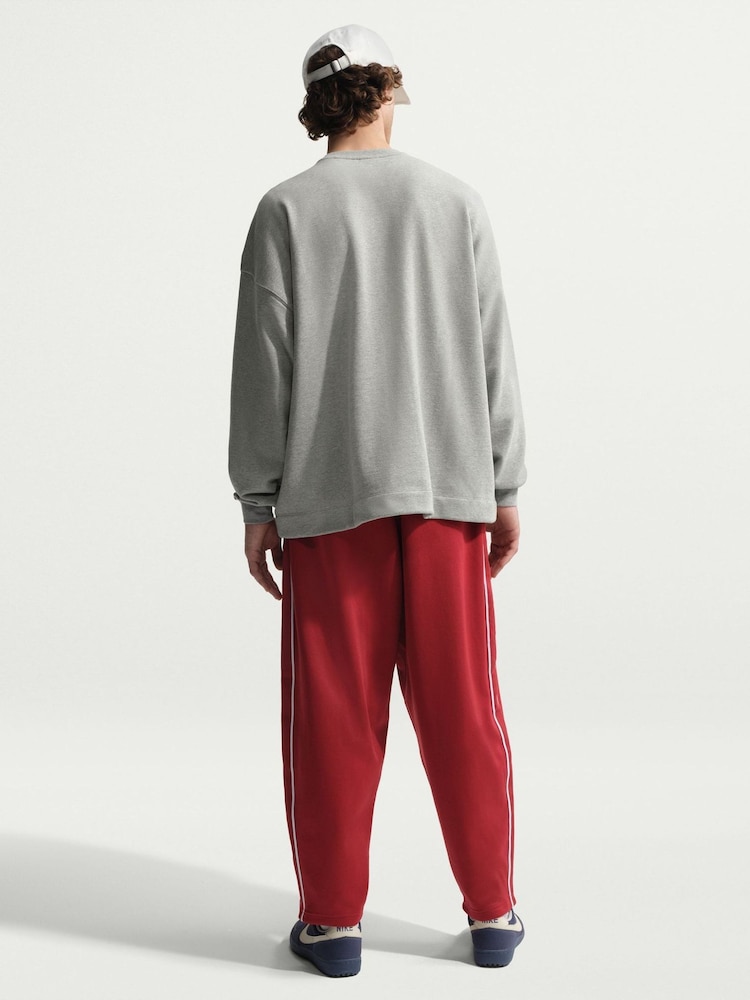 Nike Grey Heather Sportswear Club French Terry Oversized Crew Sweat Top - Image 2 of 6 Nike Grey Heather Sportswear Club French Terry Oversized Crew Sweat Top - Image 2 of 6