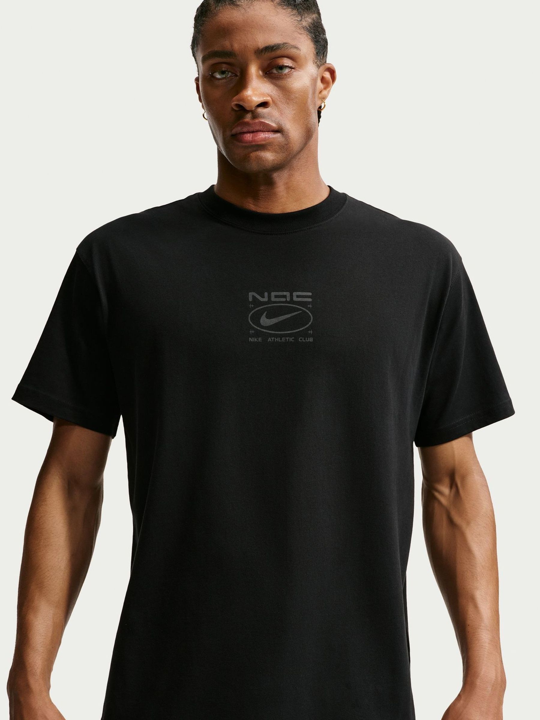 Next：日本 Nike アスレチッククラブ トレーニング Tシャツ from Next