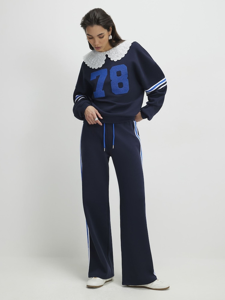 Φούτερ River Island με Μακρύ μανίκι και γιακά με νούμερο στο μπλε του ουρανού - Εικόνα 4 από 4