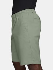 Nike Green Dri-FIT Velocity At Knee Golf Shorts - Image 3 of 4