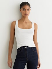 白色 - Reiss Riva Stretch-Cotton Ribbed Square-Neck Vest - 6的图像4｝