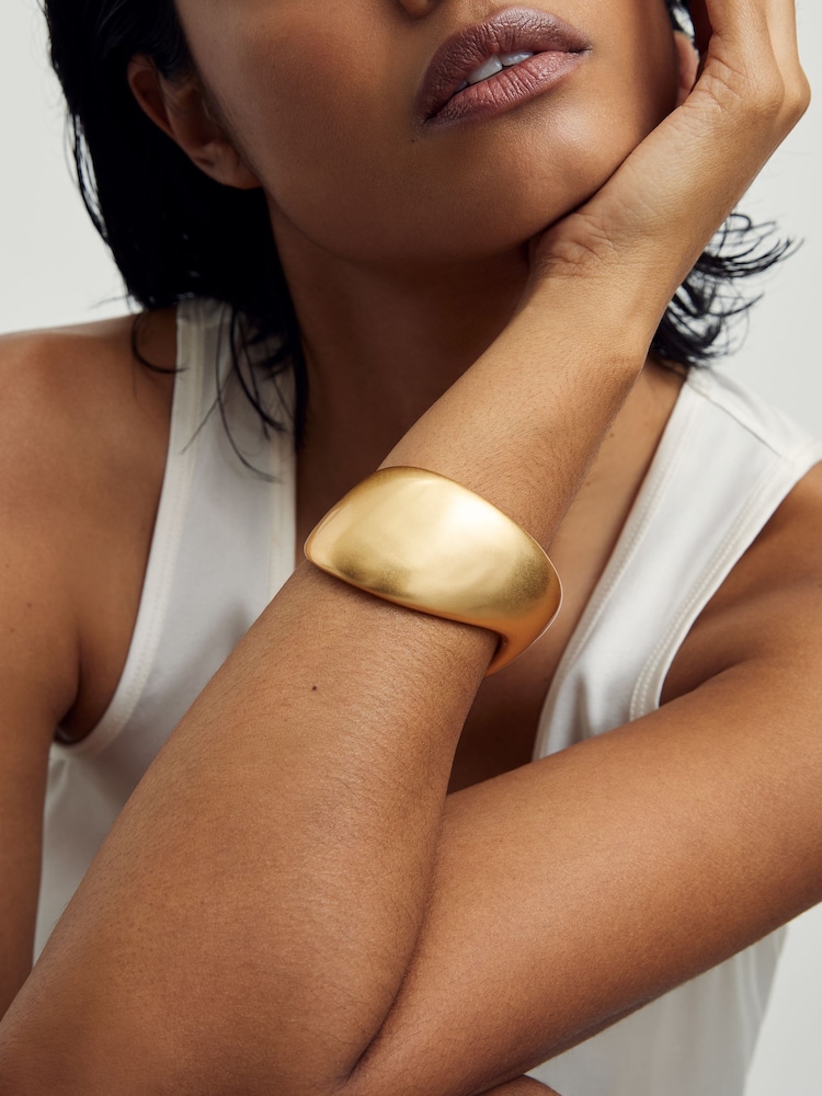 Reiss Gold Sabrina Sculpted Cuff - Image 1 of 4 Reiss Gold Sabrina Sculpted Cuff - Image 1 of 4