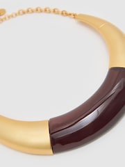 Reiss Gold Paige Curve Resin Choker Necklace - Image 3 of 4