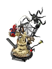 LEGO Marvel Epic Battle Spider-Man vs Sandman Set 76334 - Image 1 of 7