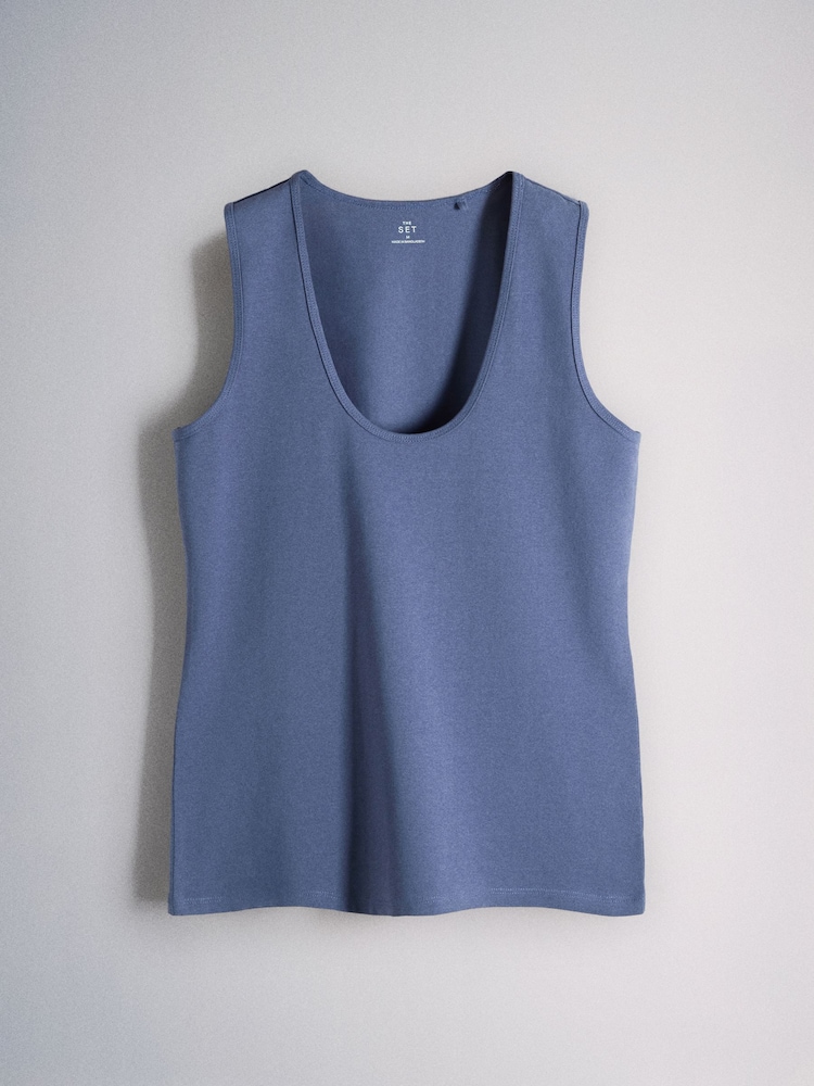 The Set 4 Pack Deep Scoop Slim Fit Vest Red/Navy Blue/ White - Image 2 of 7