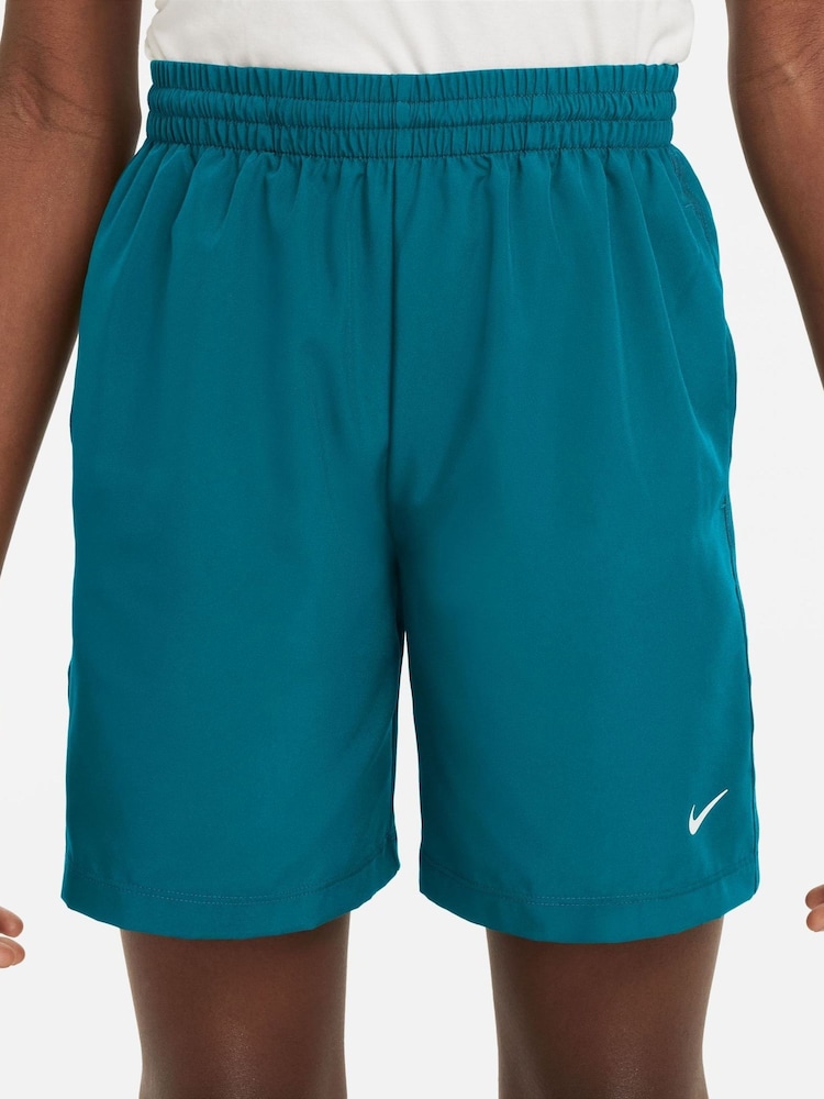 أخضر صنوبري زاهٍ - شورت رياضي عملي بتقنية Dri-FIT من Nike - صورة 1 من 4 أخضر صنوبري زاهٍ - شورت رياضي عملي بتقنية Dri-FIT من Nike - صورة 1 من 4
