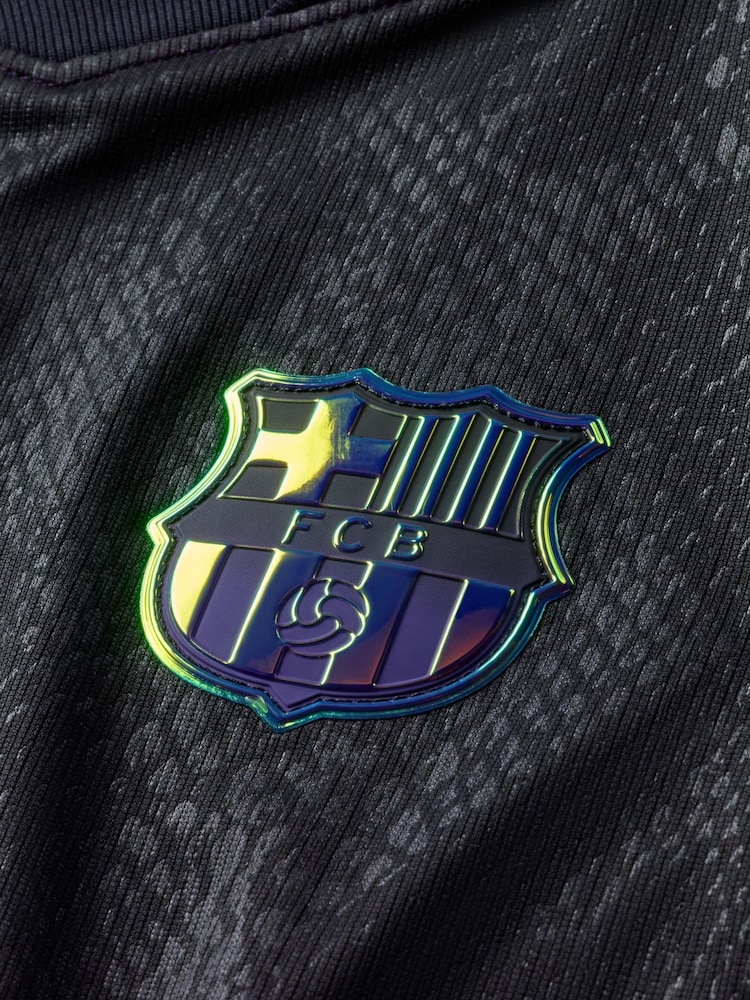 Nike Bold Berry FC Barcelona Youth Strike T-Shirt - Image 6 of 6 Nike Bold Berry FC Barcelona Youth Strike T-Shirt - Image 6 of 6