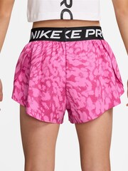 Razigran roze - Nike Pro Dri-FIT 2-in-1 pletene kratke hlače - Slika 2 od 4