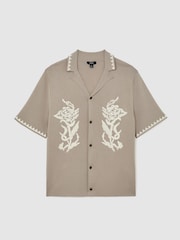 Reiss Champagne Folia Floral-Embroidered Knitted Shirt - Image 2 of 6